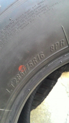 ขาย ยางMud 285/75R16 สวยๆครับ