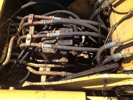 SK200-3. YN 14910เอกสารอินวอยน์ รถสภาพใช้ได้....เอาไปเก็บซ่อมบ้าง รถใช้งานอยู่เครื่องดีปั้มดี เอวดี.....