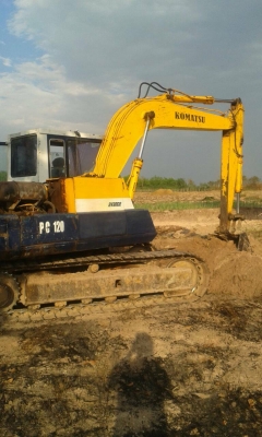 ~ขาย<คู่>ราคา 530,000บ<คู่>แบคโฮและเทนเลอร์ สภาพใช้งานได้เลยทั้ง2คัน แบ็คโฮ PC-100-3_เทนเลอร์EH700สิบล้อหัวยาว1เพา สภาพบรรทุก แบ็คโฮ PC120 วิ่งทางไกลสะบาย ครับ