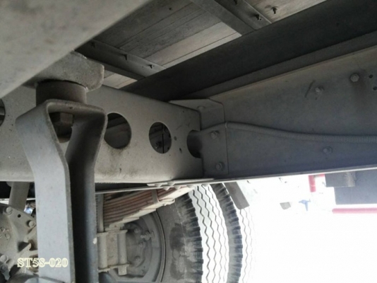 ขายด่วน รถบรรทุก 6 ล้อ ISUZU DECA 200 แรง EURO-2 ตู้แห้ง 4 บาน สภาพสวยพร้อมใช้ ราคาสุดคุ้ม