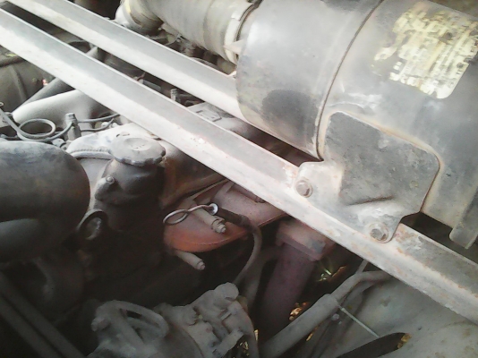 ขายสิบล้อหัวยาวเพลาเดียว อีซูสุ เครื่อง 6BF1-185 แรงม้า เฟืองท้ายใหญ่ ทะเบียนไม่ขาด วิ่งงานตลอดเอกสารพร้อมโอน