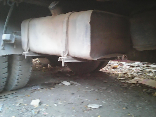 ขายสิบล้อหัวยาวเพลาเดียว อีซูสุ เครื่อง 6BF1-185 แรงม้า เฟืองท้ายใหญ่ ทะเบียนไม่ขาด วิ่งงานตลอดเอกสารพร้อมโอน