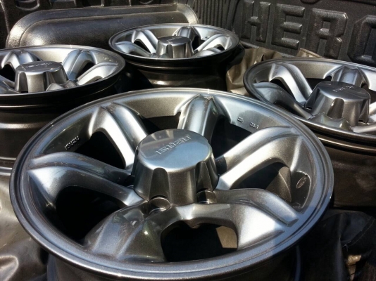 ล้อเล็บเหยี่ยวแท้ สีซิลเวอร์-ไฮเปอร์โครเมียม ล้อเล็บเหยี่ยวแท้ สีซิลเวอร์-ไฮเปอร์โครเมียม