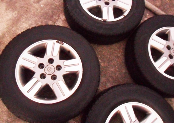 ล้อแม็กแท้ ขอบ15_5รู114 ใส่ยาง บริดสโตน215-70-R15(4ล้อ 4,500บ.) ล้อแม็กแท้ ขอบ15_5รู114 ใส่ยาง บริดสโตน215-70-R15(4ล้อ 4,500บ.)