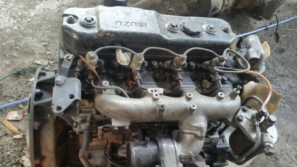 เครื่องอีซุ4BD1  115แรงเครื่องดีไม่มีไอ  พร้อมเอกสารลงเล่ม