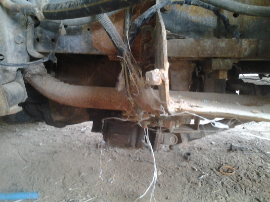 ขายตามสภาพรถดั้มอีซูซุ115เฟืองท้ายเกียรร้อคลายเครื่อง4BD1ภาษี57ลดเหลือ335000บาท