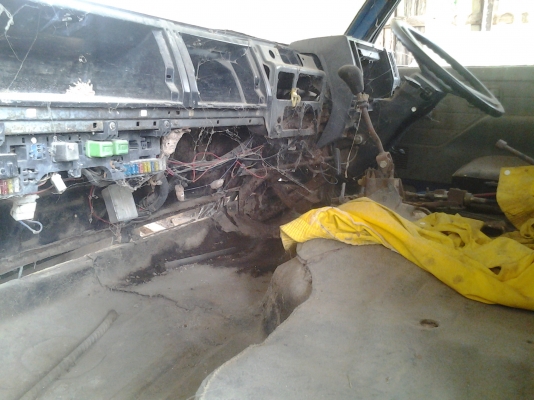 ขายตามสภาพรถดั้มอีซูซุ115เฟืองท้ายเกียรร้อคลายเครื่อง4BD1ภาษี57ลดเหลือ335000บาท