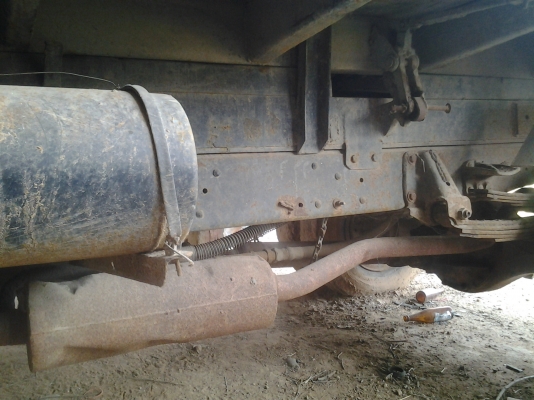 ขายตามสภาพรถดั้มอีซูซุ115เฟืองท้ายเกียรร้อคลายเครื่อง4BD1ภาษี57ลดเหลือ335000บาท