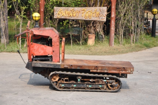 ขายรถบรรทุก ตีนตะขาบMITSUBISHIมีเกียร์ สภาพ เดิมญี่ปุ่น อะเนคประสงค์ 16,500เท่านั้น !!