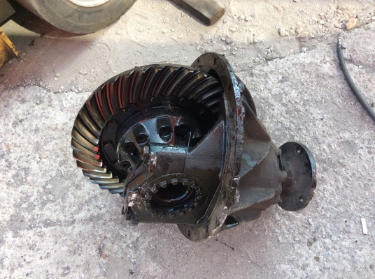 เฟืองท้ายอีซูซุ 8/39