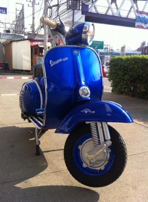 เอเซียเวสป้า---->>จัดส่งรถvespa Sprint สีน้ำเงินแก้วให้คุณรัตน์ ที่นครสวรรค์ 28/02/2558 เป็นที่เรียบร้อย