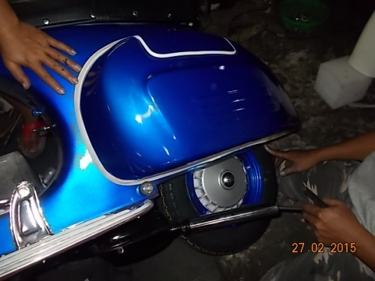 เอเซียเวสป้า---->>จัดส่งรถvespa Sprint สีน้ำเงินแก้วให้คุณรัตน์ ที่นครสวรรค์ 28/02/2558 เป็นที่เรียบร้อย