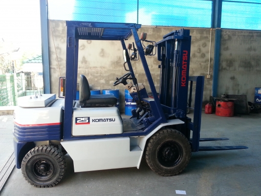 ขายด่วนมาก โฟคลิฟ โคมัสสุ 2.5ตัน ออโต้