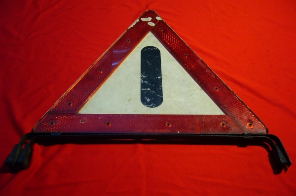 รายละเอียด ป้ายทับทิมสะท้อนแสง BENZ