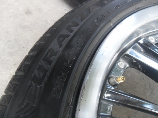 ล้อแม็ก 17นิ้ว 5รู114 พร้อมยาง สวยๆ 4 ล้อ ราคา 8500 บาท ล้อแม็ก 17นิ้ว 5รู114 พร้อมยาง สวยๆ 4 ล้อ ราคา 8500 บาท