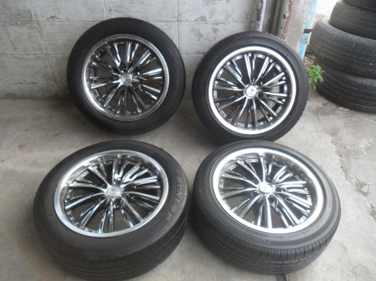 ล้อแม็ก 17นิ้ว 5รู114 พร้อมยาง สวยๆ 4 ล้อ ราคา 8500 บาท
