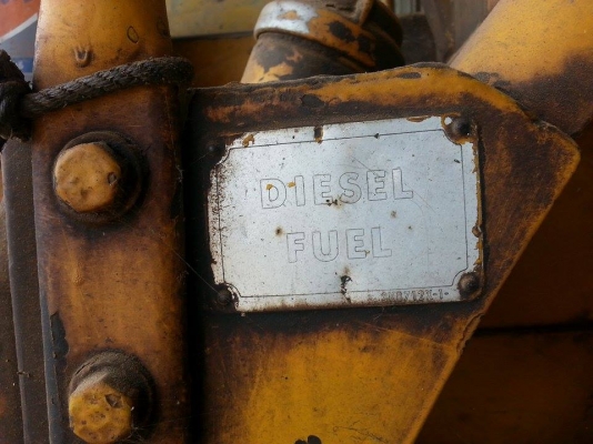 ขายรถตักล้อยาง 950 เครื่องดี ระบบไฮดรอริกดี ช่วงล่างดี พร้อมใช้งาน สนใจโทร 090-8588220คุณนะ 093-3258446คุณบิวตี้ ID:narong498 หรือ www.truck.in.th/498 หรือfb:ณรงค์ ซื้อขายรถมือสอง(เว็บไซต์ส่วนตัว)