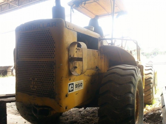 ขายรถตักล้อยาง 950 เครื่องดี ระบบไฮดรอริกดี ช่วงล่างดี พร้อมใช้งาน สนใจโทร 090-8588220คุณนะ 093-3258446คุณบิวตี้ ID:narong498 หรือ www.truck.in.th/498 หรือfb:ณรงค์ ซื้อขายรถมือสอง(เว็บไซต์ส่วนตัว)