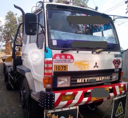 MITSUBISHI FUSO FN528 - 220 HP 6D17 EURO1 รถสิบล้อหัวลาก 2 เพลา พร้อมหางโรเบท 2 เพลาความยาว 9.20 เมตรสภาพสวยมากครับพร้อมใช้งานทั้งหัวลากและหางโรเบท เครื่องแน่นดีแรงดี ภายในเก๋งสวยครบ ช่วงล่างแน่น ยางสภาพดี 75\% พร้อมใช้งาน เอกสารทะเบียนครบทั้งหัวลากและหางโ MITSUBISHI FUSO FN528 - 220 HP 6D17 EURO1 รถสิบล้อหัวลาก 2 เพลา พร้อมหางโรเบท 2 เพลาความยาว 9.20 เมตรสภาพสวยมากครับพร้อมใช้งานทั้งหัวลากและหางโรเบท เครื่องแน่นดีแรงดี ภายในเก๋งสวยครบ ช่วงล่างแน่น ยางสภาพดี 75\% พร้อมใช้งาน เอกสารทะเบียนครบทั้งหัวลากและหางโ