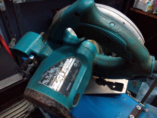 ขายเลื่อยวงเดือน 7" MAKITA 5007NF มือสองครับ