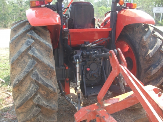 ขายรถคูโบต้าเครื่อง95เเรงรถปี51พร้อมพานไถใบมีดหน้าพร้อมทะเบียน