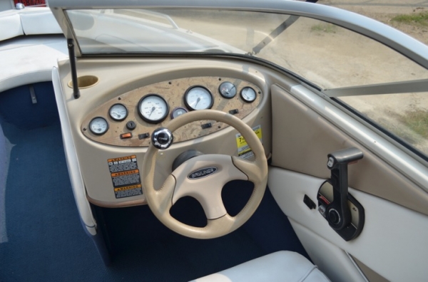 เรือ Bayliner 1950 พร้อมTrailer นำเข้าจากอเมริกา เรือสวยขนาดกำลังดี ราคา 450,000 เรือ Bayliner 1950 พร้อมTrailer นำเข้าจากอเมริกา เรือสวยขนาดกำลังดี ราคา 450,000