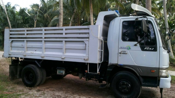 รถฮีโน่ 6 ล้อดั้ม FC4J  145 แรงม้า. ปี 44    สนใจติดต่อ  081 - 6079515