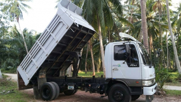 รถฮีโน่ 6 ล้อดั้ม FC4J  145 แรงม้า. ปี 44    สนใจติดต่อ  081 - 6079515