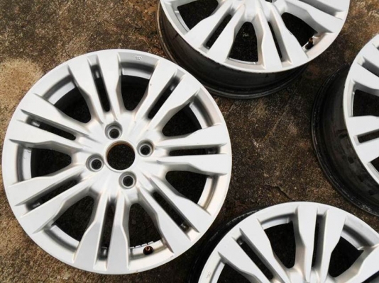 แม็กแท้ ขอบ16-4รู100 (4วง 3,400บ.)ไม่แตก ไม่ดุ้ง สีสวย แม็กแท้ ขอบ16-4รู100 (4วง 3,400บ.)ไม่แตก ไม่ดุ้ง สีสวย