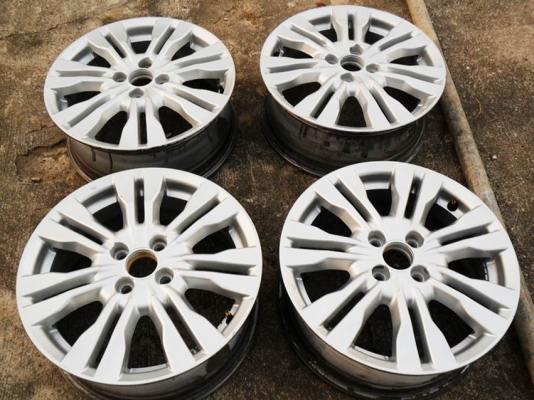 แม็กแท้ ขอบ16-4รู100 (4วง 3,400บ.)ไม่แตก ไม่ดุ้ง สีสวย แม็กแท้ ขอบ16-4รู100 (4วง 3,400บ.)ไม่แตก ไม่ดุ้ง สีสวย