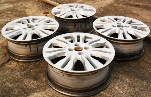 แม็กแท้ ขอบ16-4รู100 (4วง 3,400บ.)ไม่แตก ไม่ดุ้ง สีสวย แม็กแท้ ขอบ16-4รู100 (4วง 3,400บ.)ไม่แตก ไม่ดุ้ง สีสวย