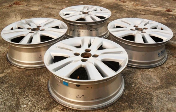 แม็ก ขอบ16-4รู100 (4วง 3,400บ.)ไม่แตก ไม่ดุ้ง วงละ850 แม็ก ขอบ16-4รู100 (4วง 3,400บ.)ไม่แตก ไม่ดุ้ง วงละ850