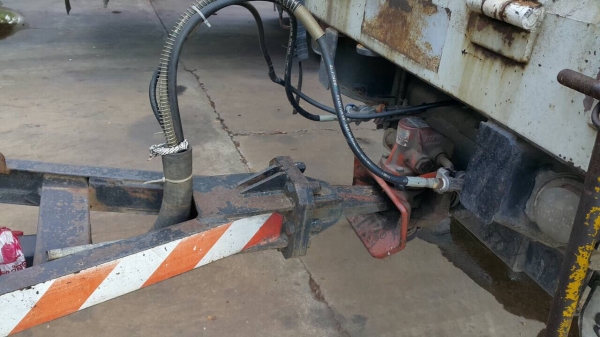 ขายหางพ่วง2เพลา7เมตรสามมิตรปี51 ขายหางพ่วง2เพลา7เมตรสามมิตรปี51