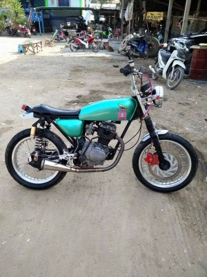 ขาย Honda CG 125 สภาพตามรูป ใบซื้อขาย บัตรเจ้าของเดิม