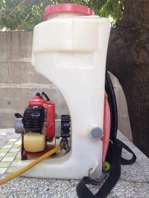 เครื่องพ่นยาสะพายหลัง marunaka