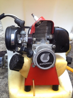 เครื่องพ่นยาสะพายหลัง marunaka