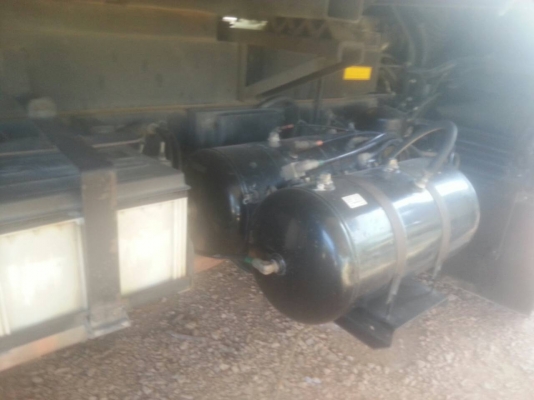 รถอีซูซุ 10 ล้อดั้ม FVZ 300 แรงม้า. ปี 53 ( รถวิ่ง 1xx,xxx กว่า กม. )      สนใจติดต่อ  081 - 6079515