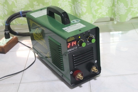 ตู้เชื่อม ระบบอินเวอร์เตอร์ ยี่ห้อLONGWELL รุ่นMMA215 215แอมป์ สภาพ 90 เปอร์เซนต์ขึ้นครับ