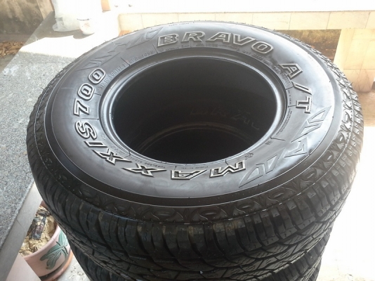 ยาง MAXXIS AT bravo700 31x10.5 R15 อายุยาง ปี12  สภาพสวย ไม่บั้ง ไม่บวม