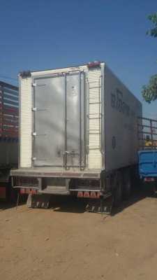 10 เพลาเดียว 517M  ตู้เปียก เครื่อง 190 แรง รถสวยครับยางดี