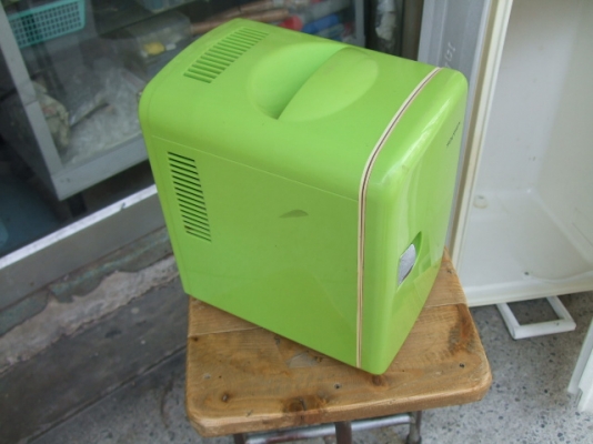 ตู้เย็นใบเล็ก