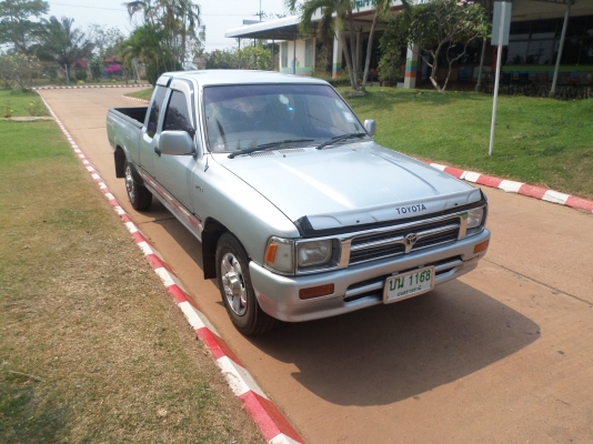 ขายรถกระบะไมตี้เอ็กแค๊ปปี1996/39 รถบ้านเดิมๆ เครื่องแน่นๆไม่ไอไม่จามเครื่องดีมากครัชชีไม่ผุช่วงล่างแน่นปึก...สีบอร์นเงินสวยๆเอกสารพร้อมโอน+ภาษีเต็ม+แอร์เย็นจัด+ชีดีMP3+แม๊กไลเนอร์+ ยางดี4เส้น.... รถสภาพพร้อมใช้งานขายราคา135,000บาท  สนใจสอบถามได้ครับ 080-1