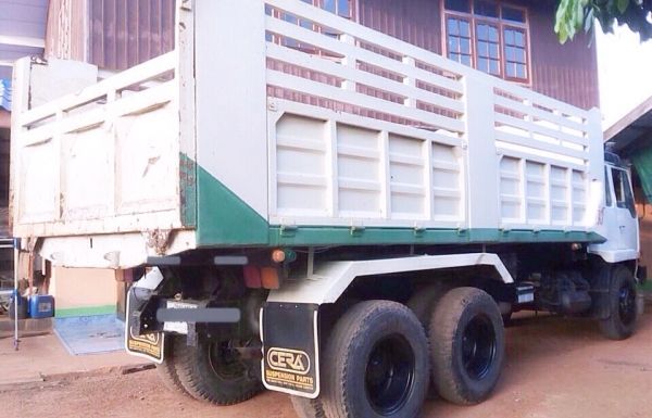 MITSUBISHI FUSO FN527 - 195 HP 6D16 TD-4425 สิบล้อดั๊มพ์ 2 เพลา กระบะดั๊มพ์เหล็ก 12 ตันของ KAC โคราชสภาพสวยจัดทั้งคันพี้อมใช้งานๆได้เลยครับ เครื่องยนต์เดิมๆแรงดีสุดๆเกียร์เดิม 10 SPEED หัวเก๋งเดิมบางภายในเก๋งคอนโซลสวยครบ แอร์ พวงมาลัยเพาเวอร์ ระบบเบรคทริ๊