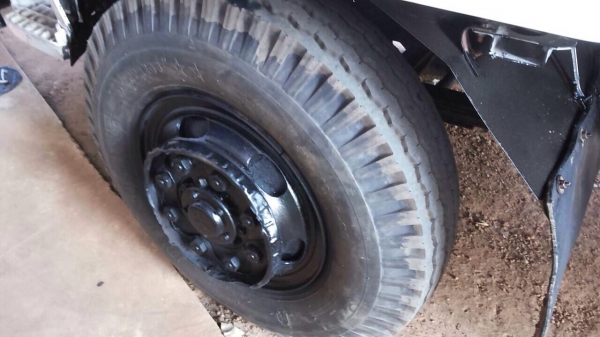 MITSUBISHI FUSO FN527 - 195 HP 6D16 TD-4425 สิบล้อดั๊มพ์ 2 เพลา กระบะดั๊มพ์เหล็ก 12 ตันของ KAC โคราชสภาพสวยจัดทั้งคันพี้อมใช้งานๆได้เลยครับ เครื่องยนต์เดิมๆแรงดีสุดๆเกียร์เดิม 10 SPEED หัวเก๋งเดิมบางภายในเก๋งคอนโซลสวยครบ แอร์ พวงมาลัยเพาเวอร์ ระบบเบรคทริ๊