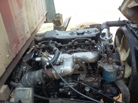 ขาย อีซูซุNPR115 สภาพสวย สีบางเดิมยังไม่เคยทำสี คัชชีสวย เอกสารพร้อมโอน