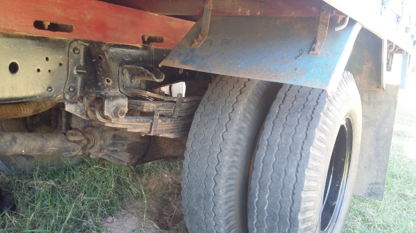 ขาย อีซูซุNPR115 สภาพสวย สีบางเดิมยังไม่เคยทำสี คัชชีสวย เอกสารพร้อมโอน