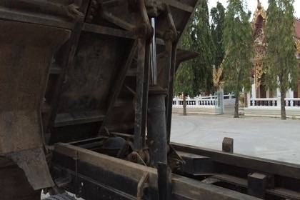 HINO FC3J - 175 HP JO7C หกล้อดั๊มพ์ กระบะดั๊มพ์เหล็ก 5 ตันความยาว 3.60 เมตรสภาพสวยพร้อมใช้งานได้เลยครับ เครื่องแรงดีไม่มีเยิ้ม หัวเก๋งสมอตกแต่งชดแต่งแบบพรีเมี่ยมสวยๆโดยรอบ ภายในเก๋งคอนโซลครบพร้อม แอร์เย็น พวงมาลัยเพาเวอร์ ระบบเบรคทริ๊ปฟี้ครบครัน ช่วงล่างค