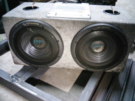 ตู้ซัพ box ยุ่น ดอก 12 " พาวเวอร์ในตัว