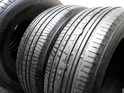 ขายยาง Nitto NT830 ปี13(1คู่) 215-60-16 ราคา 1,800