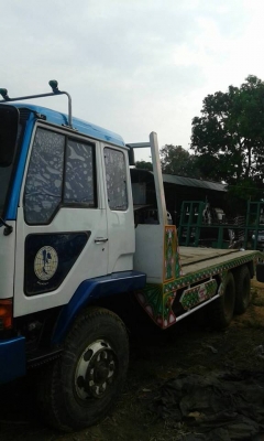 ขายสิบล้อ เทรลเลอร์ไอ้หลง MITSUBISHI FN 515 เครื่อง6D14 160แรง ขึ้นรถแบคโค120ได้ มีบันไดไฮดรอริกขึ้นรถเกี่ยวข้าว พ.เพาเวอร์ เครื่องดี คัชซีสวย ยางดี ภายในสวย สภาพพร้อมใช้งาน เอกสารพร้อมโอน จัดไฟแนนซ์ได้ เงื่อนไขง่ายๆวันเดียวรับรถ สนใจโทร 090-8588220คุณนะ